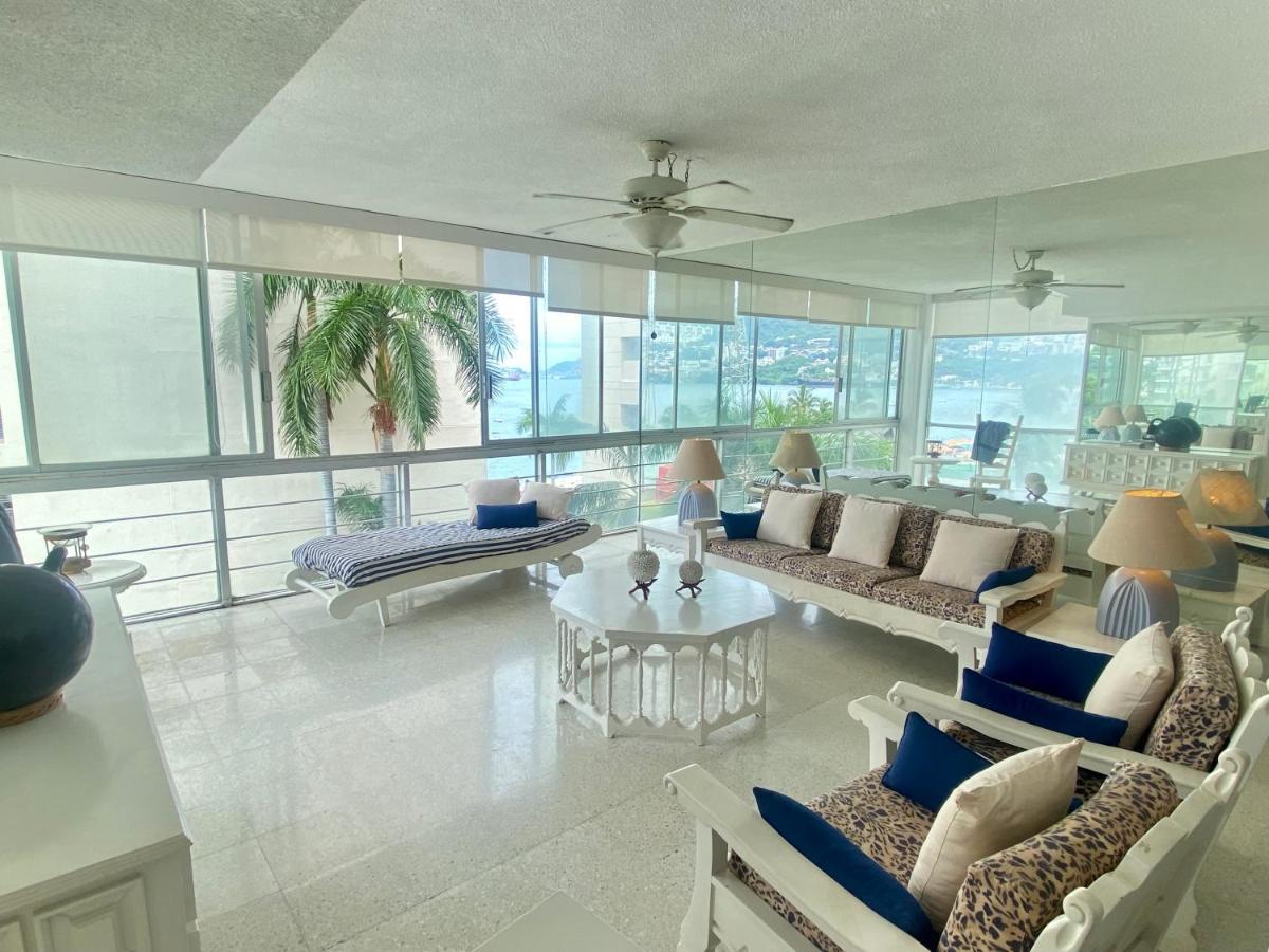 Apartment Best Location Steps From The Beach